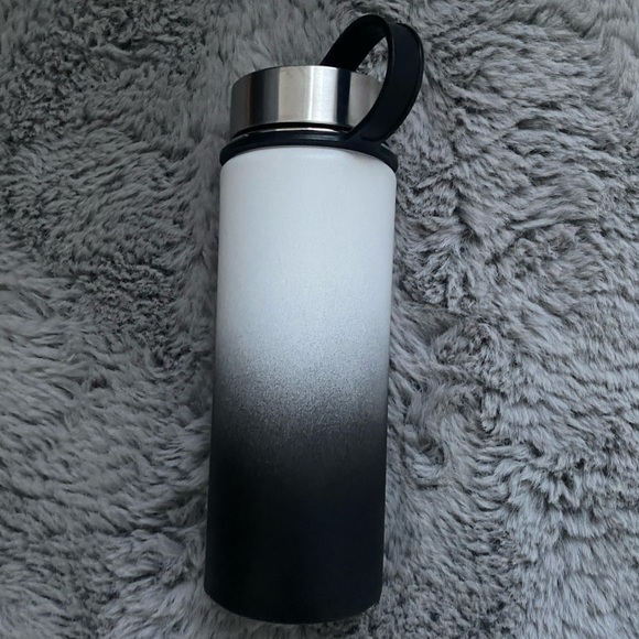 Hydro Cell Water Bottle - Picture 2 of 4